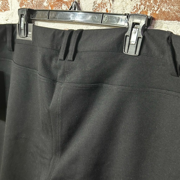 NWT STYLE & CO PANTS Elegant Dress Pants with Silver Zipper Accents, Tapered Leg - Picture 4 of 8